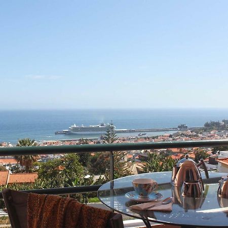 Stylish Apartment With Balcony And Amazing Views Over Funchal And The Sea Zewnętrze zdjęcie