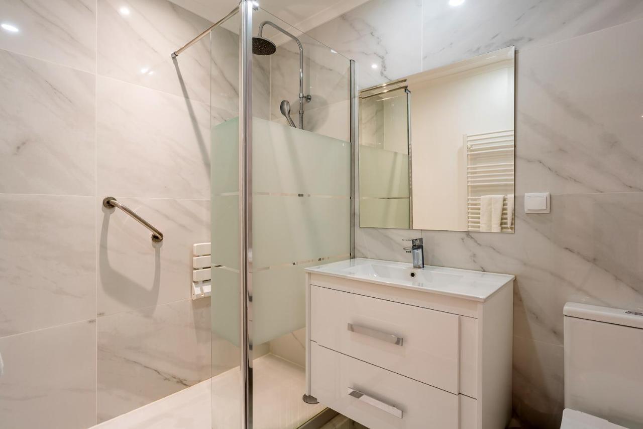 Stylish Apartment With Balcony And Amazing Views Over Funchal And The Sea Zewnętrze zdjęcie