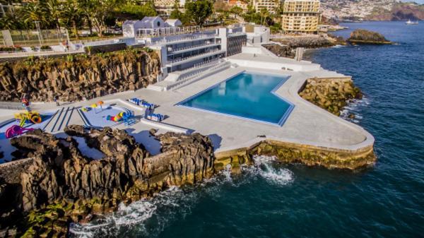 Stylish Apartment With Balcony And Amazing Views Over Funchal And The Sea Zewnętrze zdjęcie